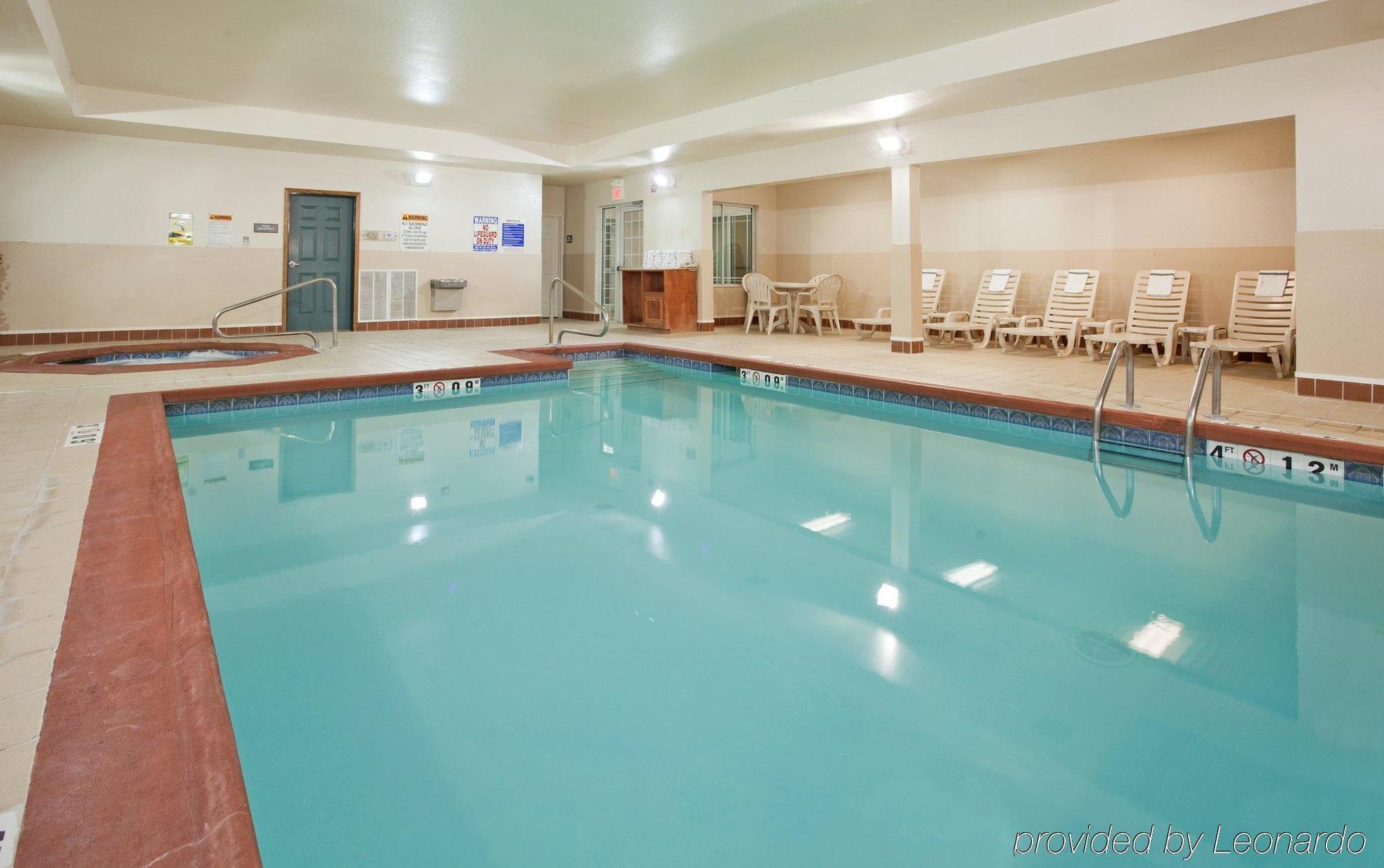 Country Inn & Suites By Radisson, Columbia, Mo Удобства фото